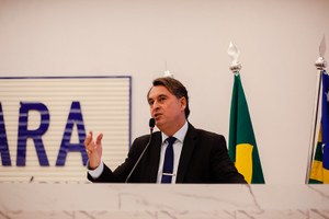 Jean Carlos diz que gestão vem atuando para melhorar limpeza urbana e resolver problema da Maternidade Dr. Adalberto Pereira da Silva