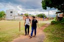 Jean Carlos e prefeito Márcio Corrêa visitam Campo do Flamengo e anunciam revitalização do local Jean Carlos e prefeito Márcio Corrêa visitam Campo do Flamengo e anunciam revitalização do local