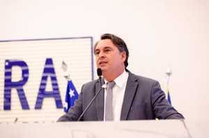 Jean Carlos renova atuação para garantir reformas na Escola Municipal José Lourenço Dias