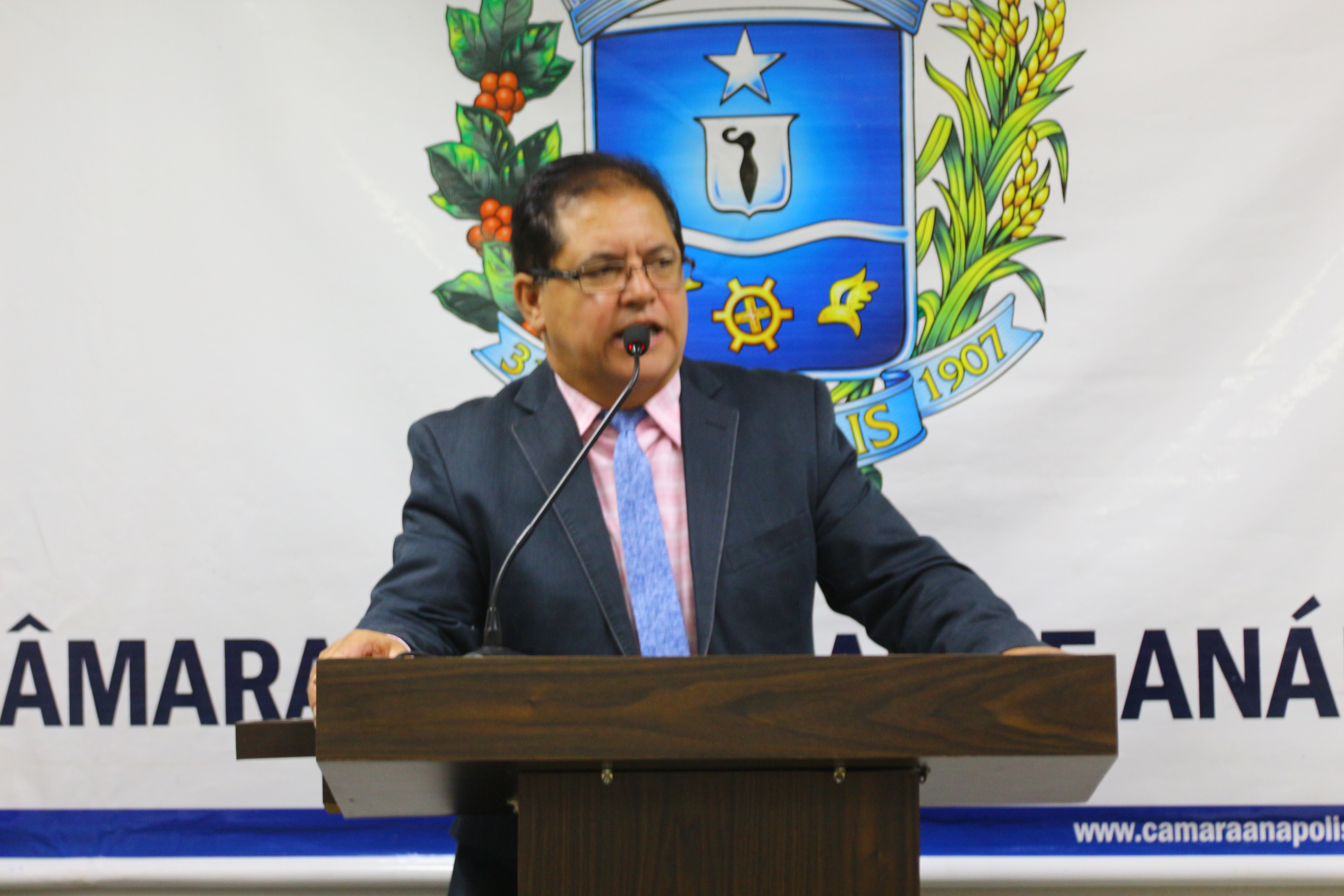 Jerry Cabeleireiro cobra serviços urbanos no Recanto do Sol