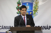 João da Luz acompanha de perto negociações de professores em greve com prefeito