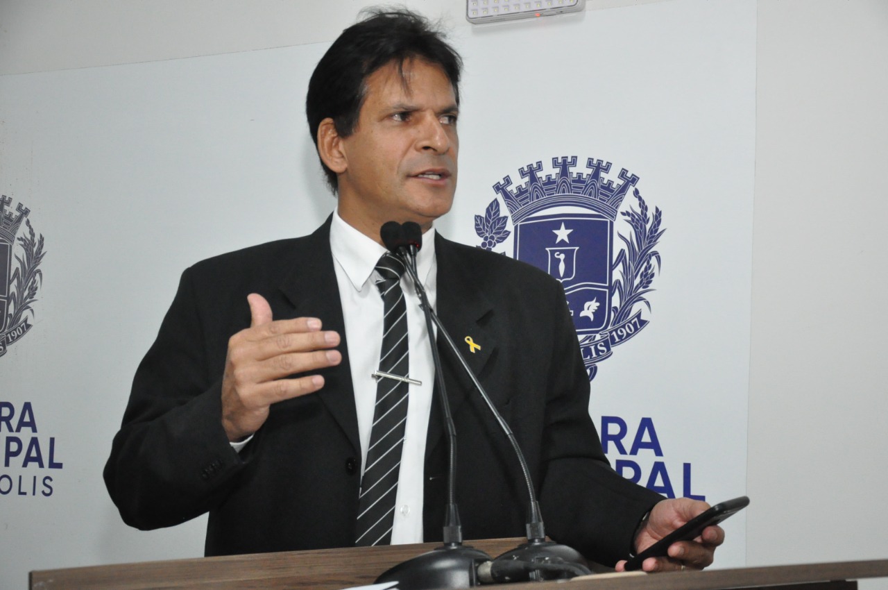 João da Luz busca respostas sobre questionamentos feitos a ele sobre o IPTU