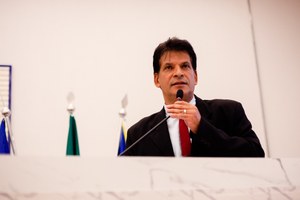 João da Luz conclama população a fazer doações na campanha do agasalho ‘Anápolis Abraça: Aqueça um Coração’