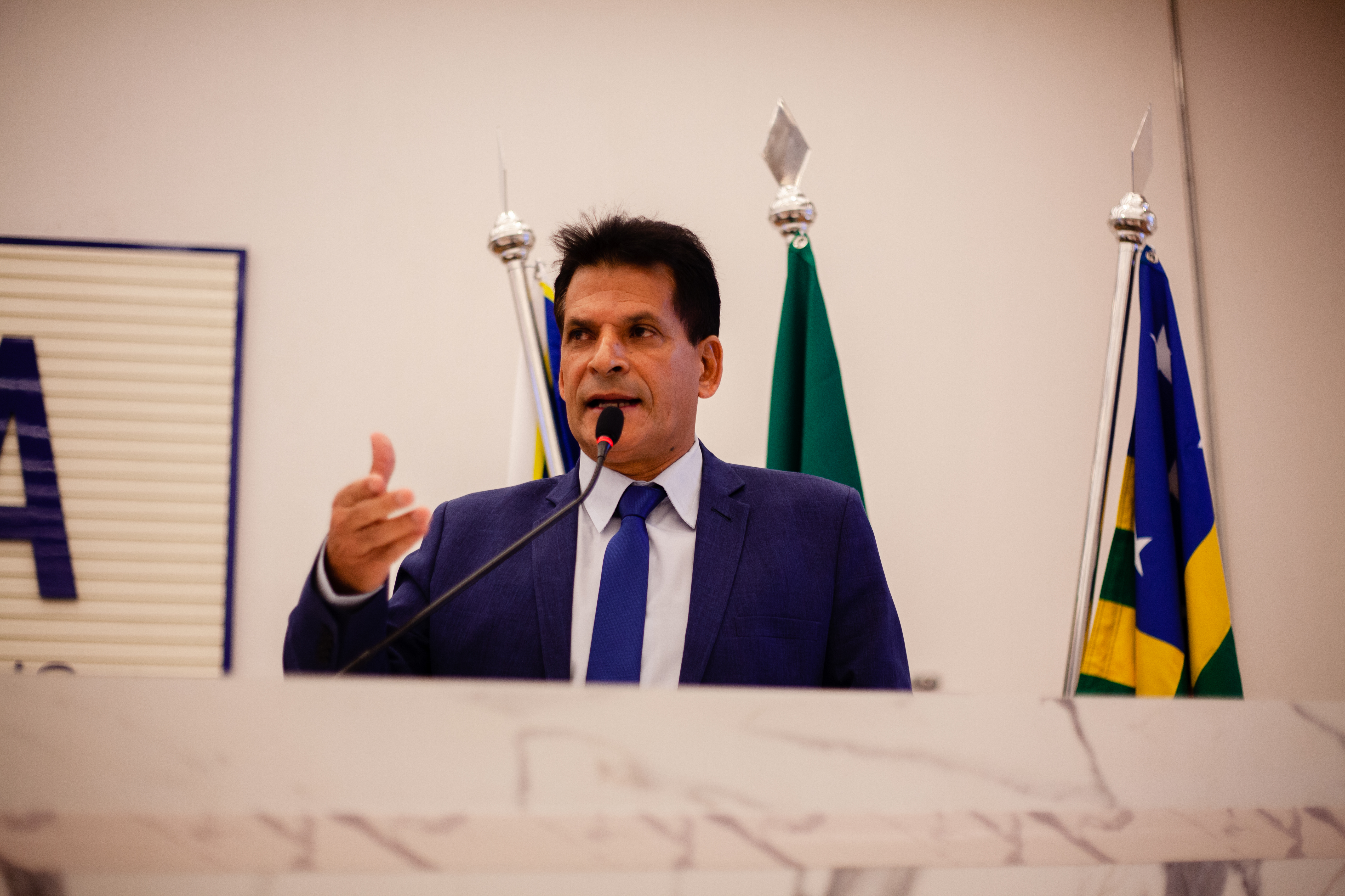 João da Luz defende Comissão Permanente de Fiscalização e questiona por recursos do Anápolis Investe