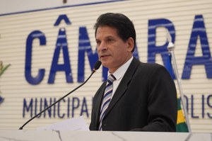 João da Luz discursa em defesa dos pacientes que necessitam de hemodiálise em Anápolis