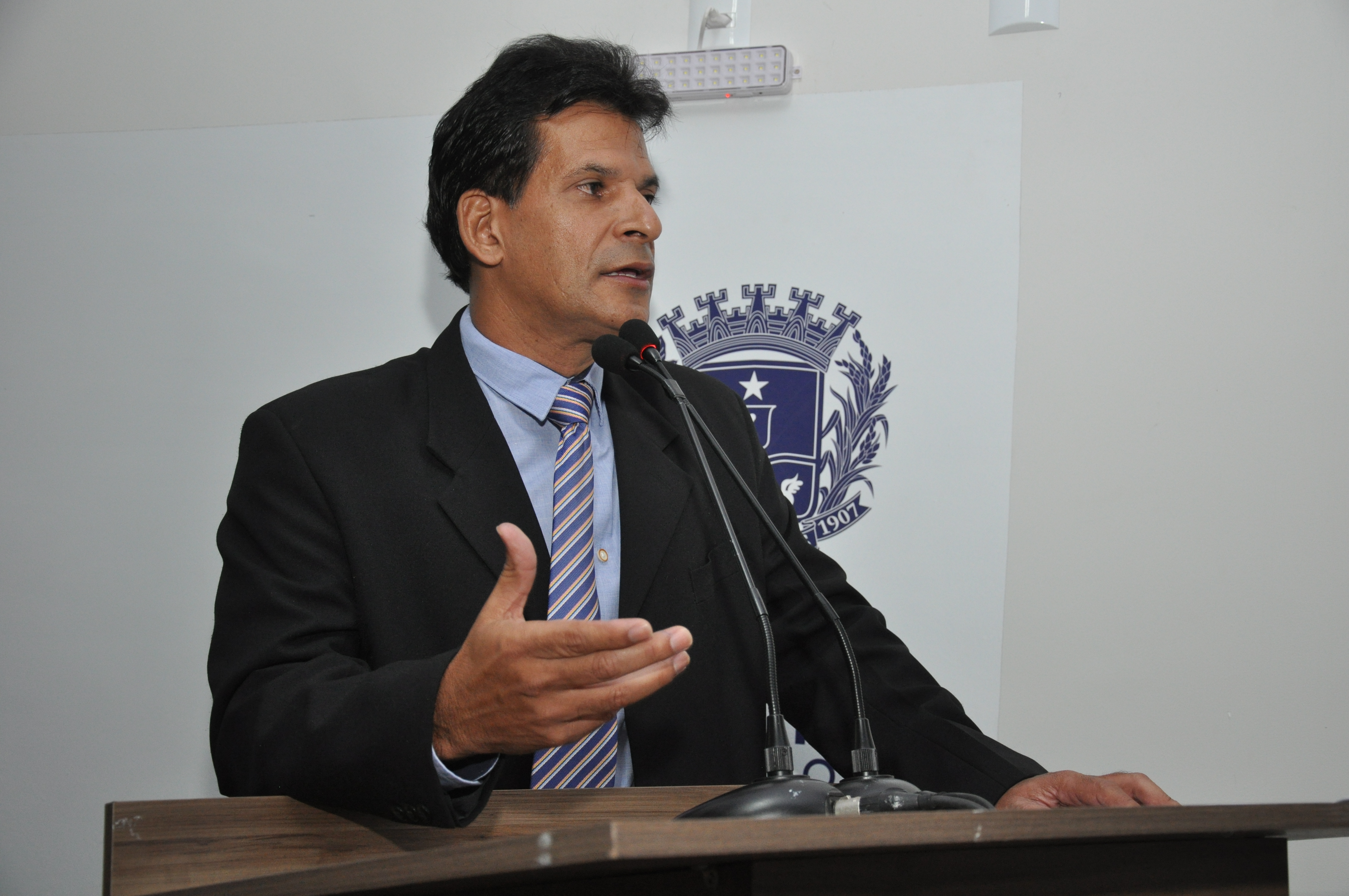 João da Luz diz que prefeito é coerente ao esperar reajuste do Fundeb para repassar aos professores