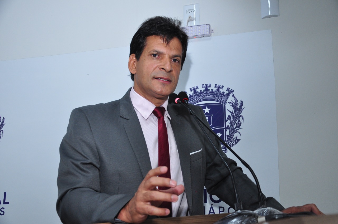 João da Luz faz balanço de seu mandato e antecipa felicitações por festas de final de ano