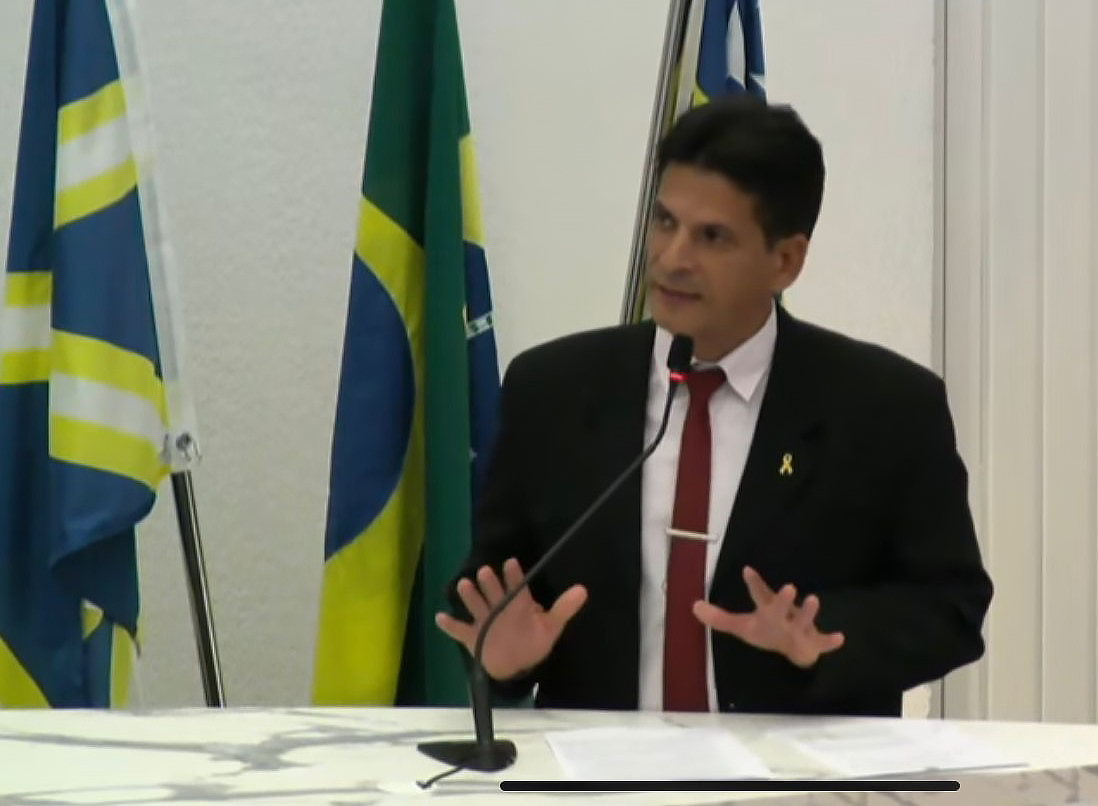 João da Luz solicita à Secretaria de Economia atualização do Código Tributário sobre isenção de IPTU para pessoas com doenças graves