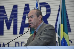 João Feitosa faz balanço dos trabalhos legislativos em 2023 e agradece assessores e aliados
