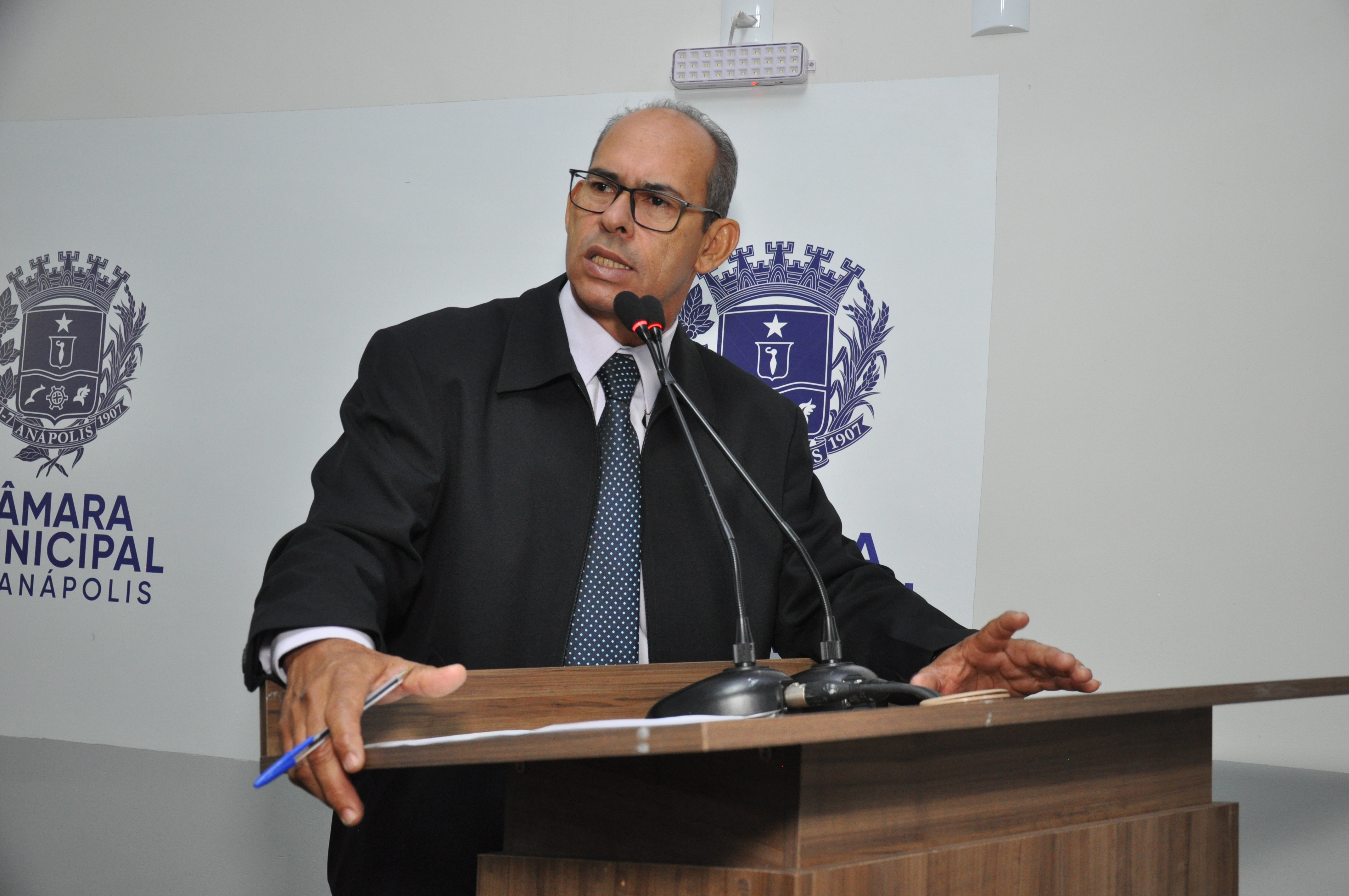 João Feitosa informa que prosseguem cobranças para melhoria dos serviços da Enel 