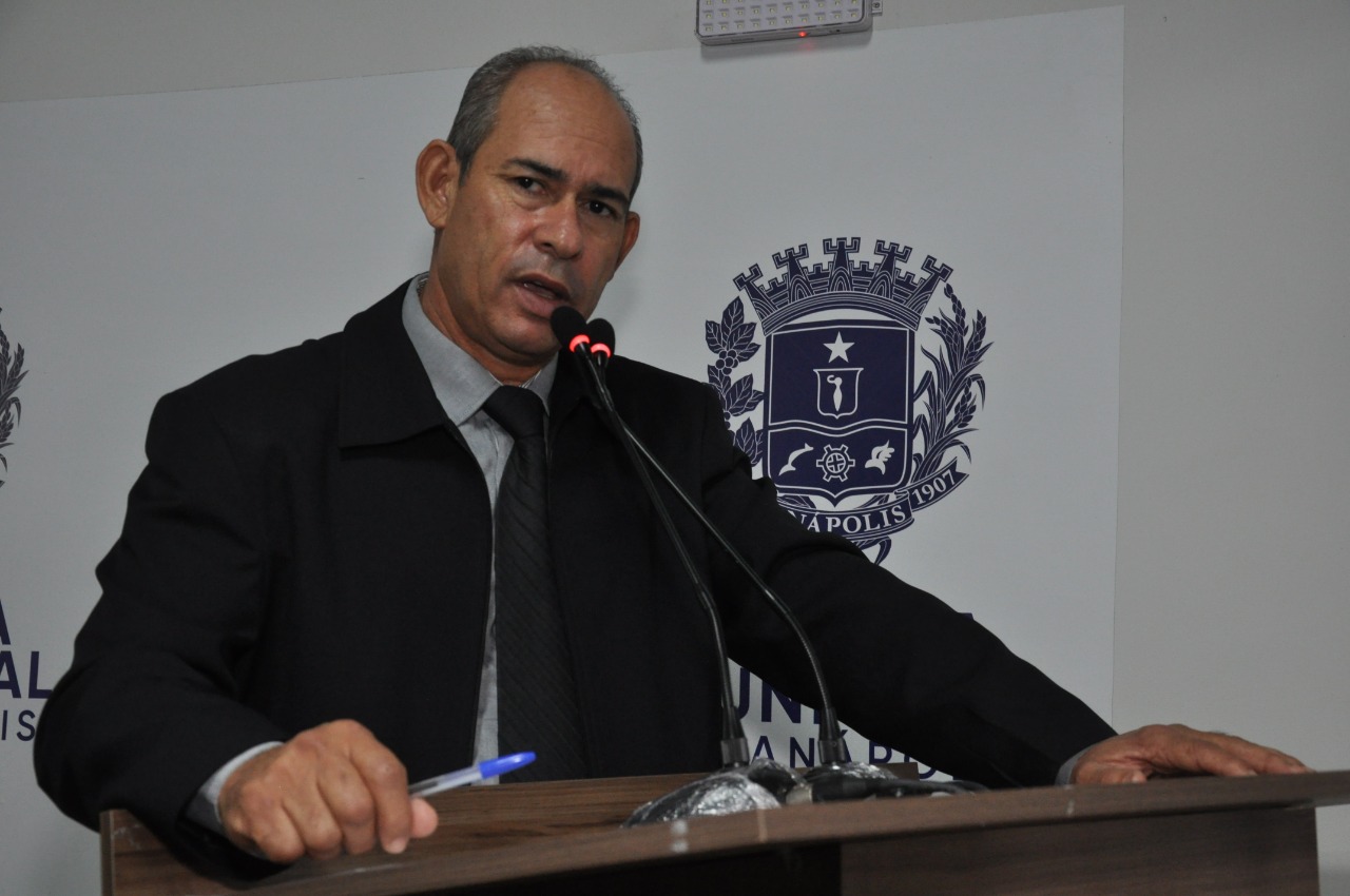 João Feitosa ressalta veto a corte de energia elétrica em véspera de feriado e finais de semana