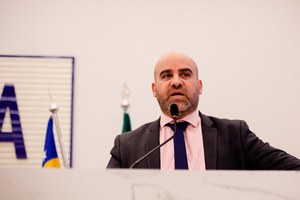 José Fernandes afirma que mudanças no Centro-Dia do Idoso visam ampliar atendidos nessa faixa da população