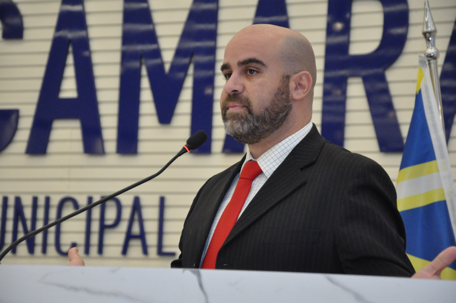 José Fernandes fala sobre estragos causados por temporal e questiona forma de renovação de vínculo de cuidadores