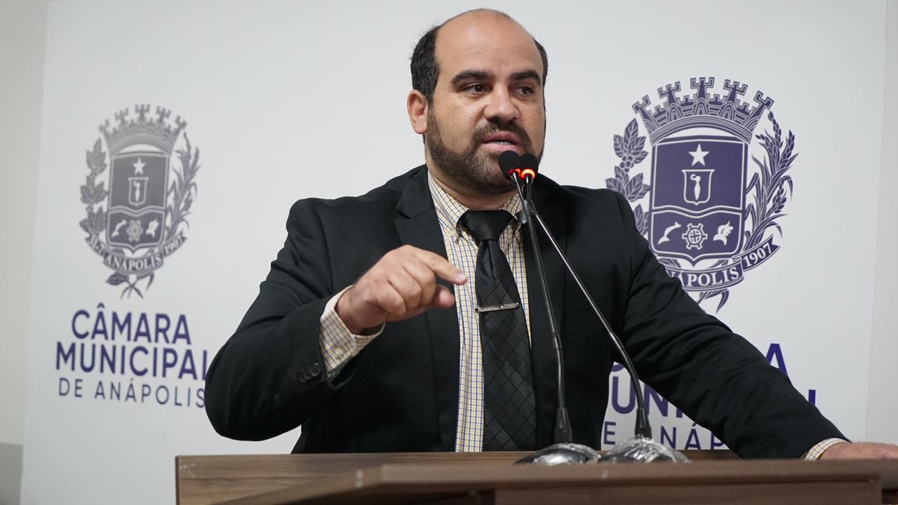 José Fernandes reforça pedido de inclusão de profissionais da saúde na prioridade da vacina