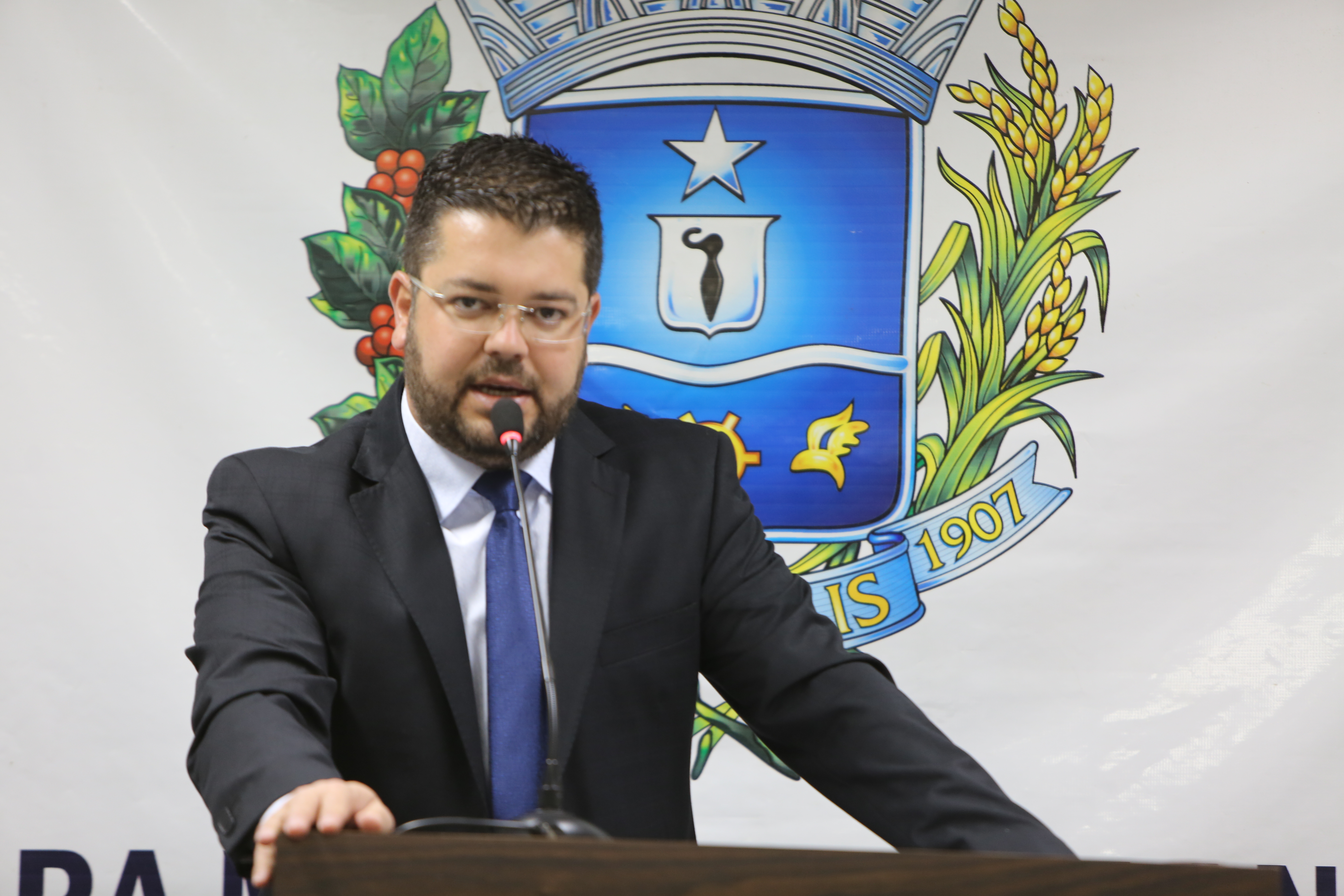 Leandro comemora sanção de lei que regulamenta serviço voluntário em Anápolis