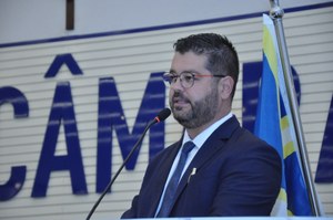 Leandro Ribeiro anuncia trabalho para implantação do Serviço de Inspeção Municipal