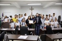 Leandro Ribeiro recebe na Câmara visita dos alunos da Escola Municipal Antônio Constante Leandro Ribeiro recebe na Câmara visita dos alunos da Escola Municipal Antônio Constante