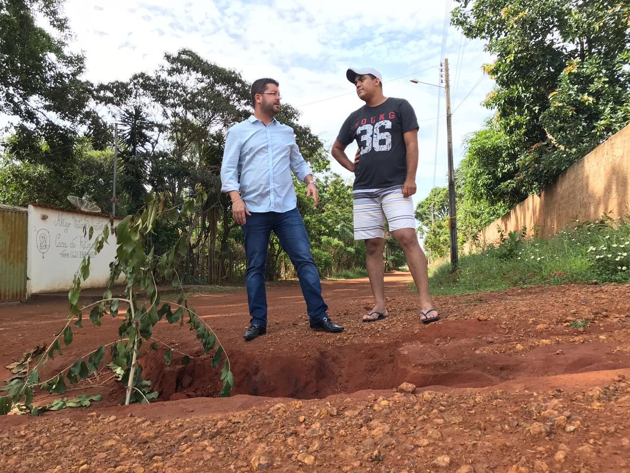 Leandro se compromete a atender demandas de moradores do Jardim Promissão