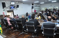 Lei aprovada em sessão extra faz adequações às leis orçamentárias de 2021