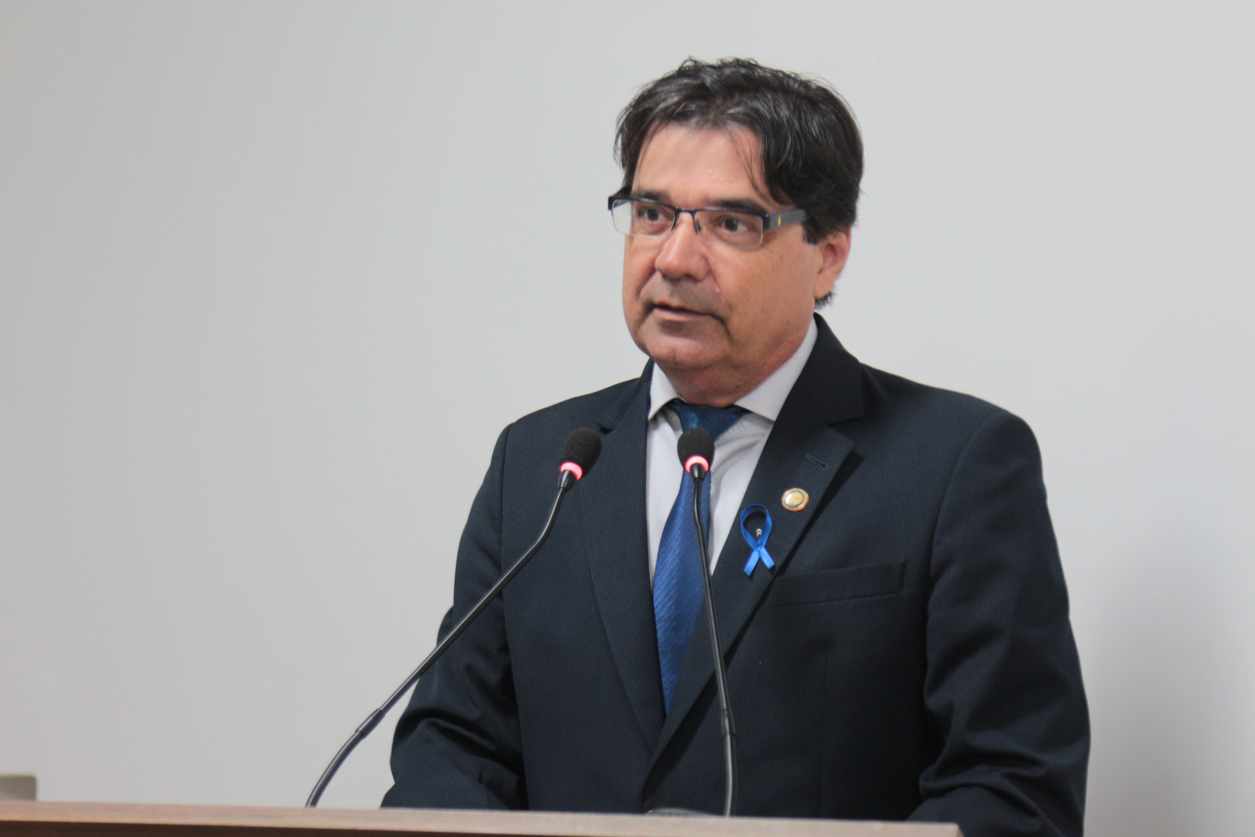 Lisieux apresenta subsídios para debate sobre coleta de resíduos infectantes