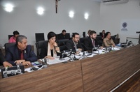 Secretário Lucas Leite participa de sessão ordinária e esclarece dúvidas sobre reestruturação da Saúde