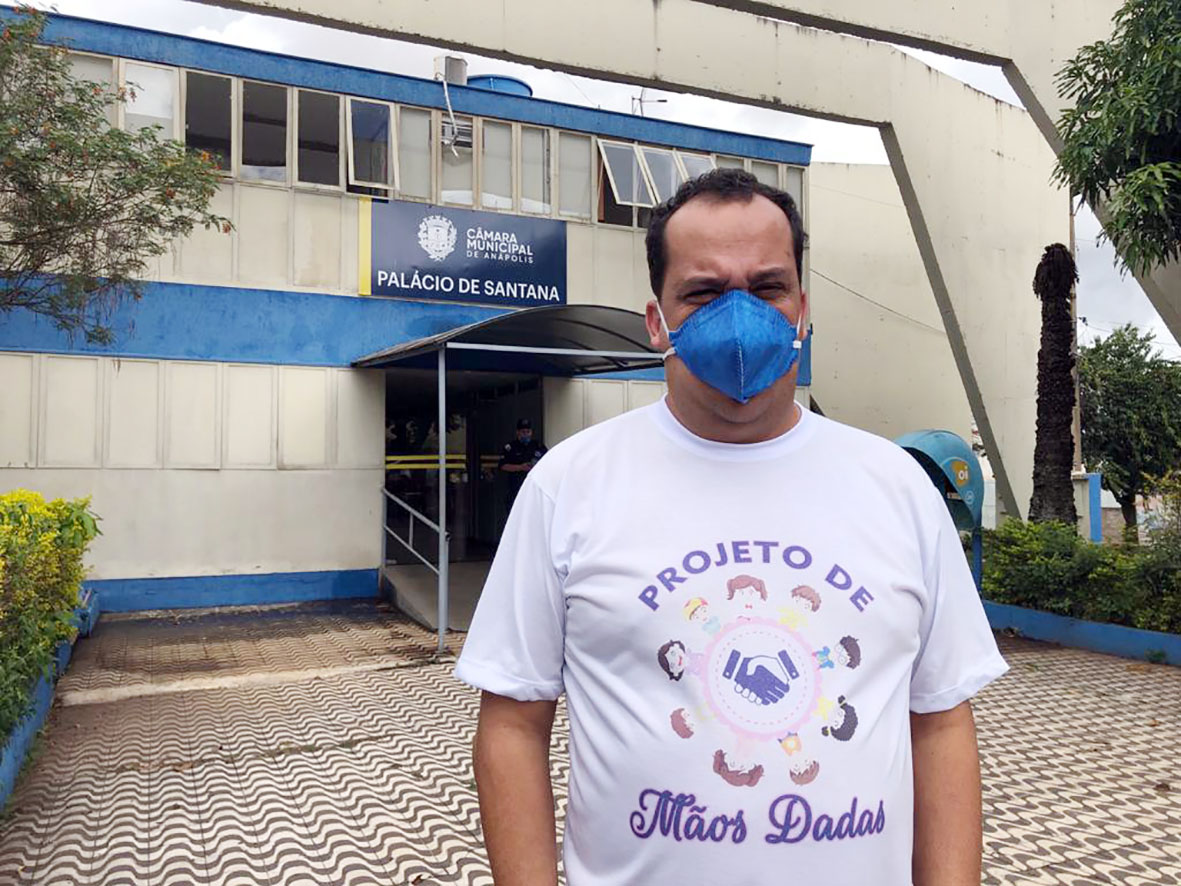 Luzimar Silva anuncia doação de seus vencimentos para ajudar nas ações de combate ao Coronavírus