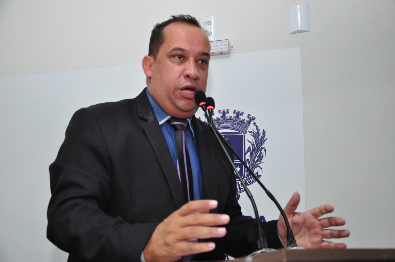 Luzimar Silva faz balanço de obras em bairros da região sul na atual administração