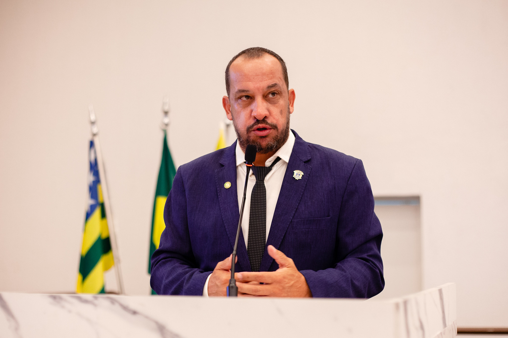 Luzimar Silva requer recuperação da estrada no trecho entre a antiga Churrascaria Catarinense à divisa com Gameleira