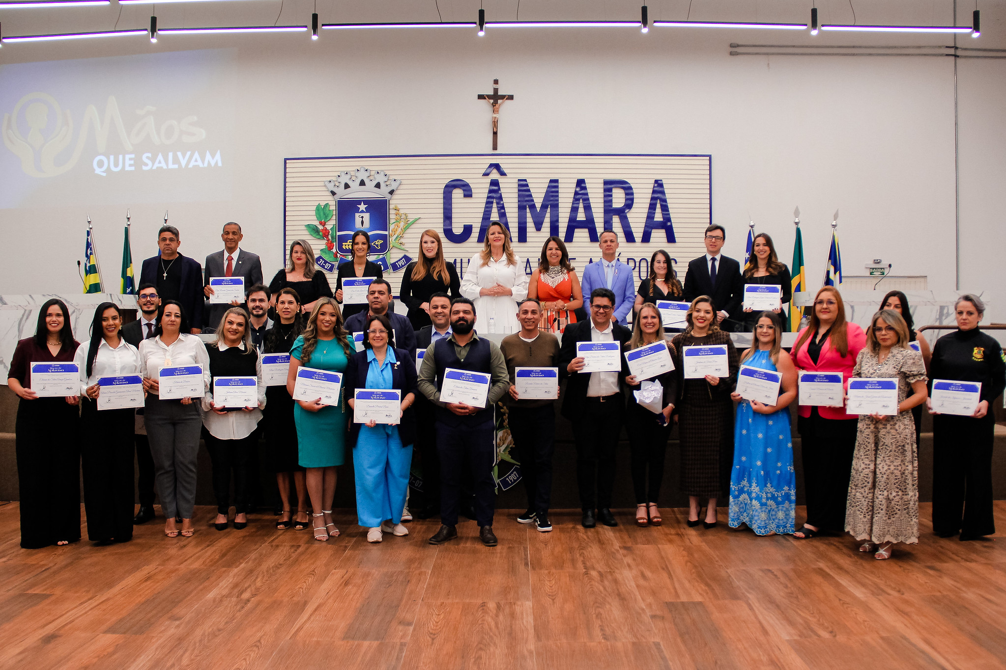 Mãos que Salvam: Câmara homenageia protetores de crianças e adolescentes