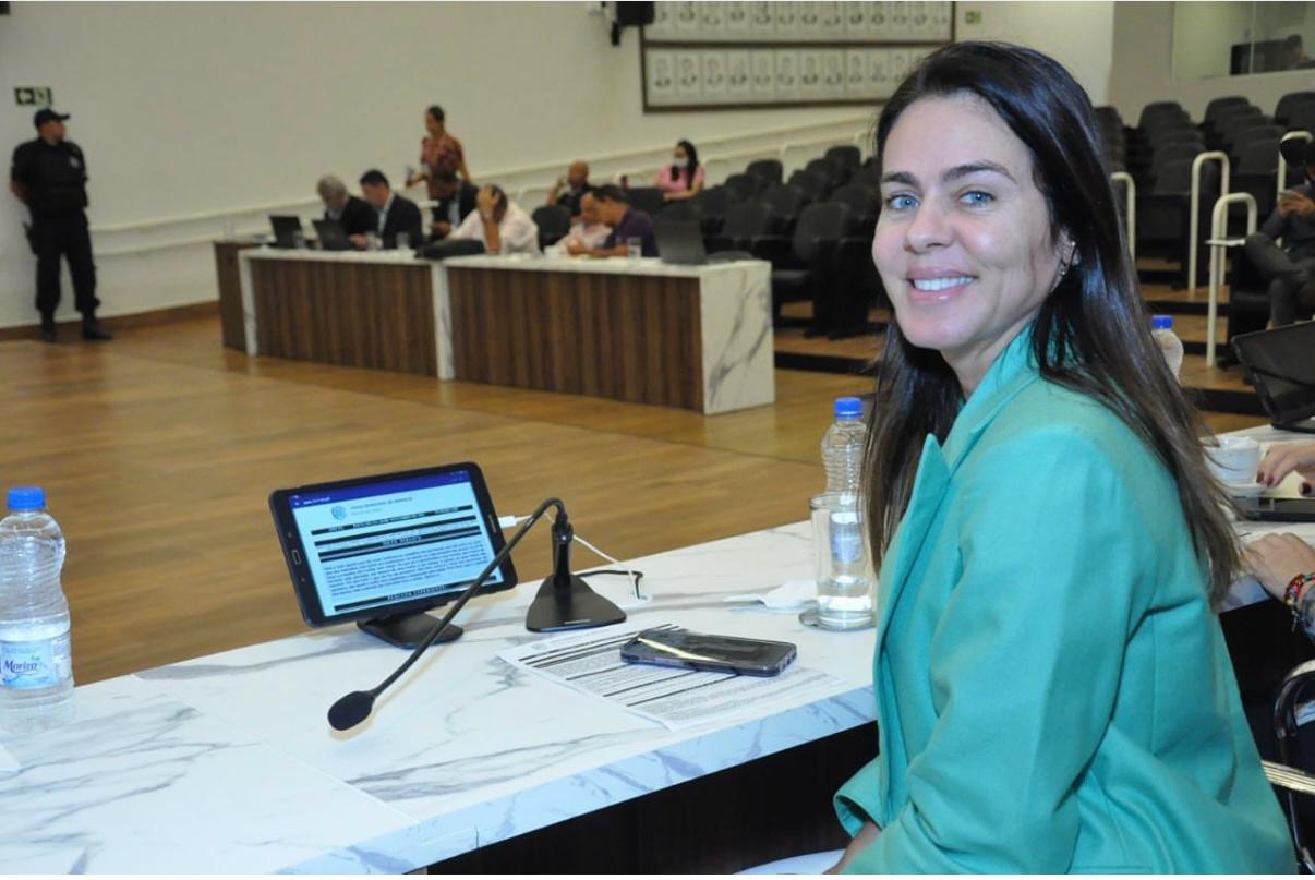 Março Mulher: Lei criada pela Câmara de Anápolis orienta e previne sobre tráfico humano, especialmente de mulheres e de crianças