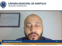 Marcos Carvalho considera nomear escola com nome de Professora Camila como "justa homenagem"