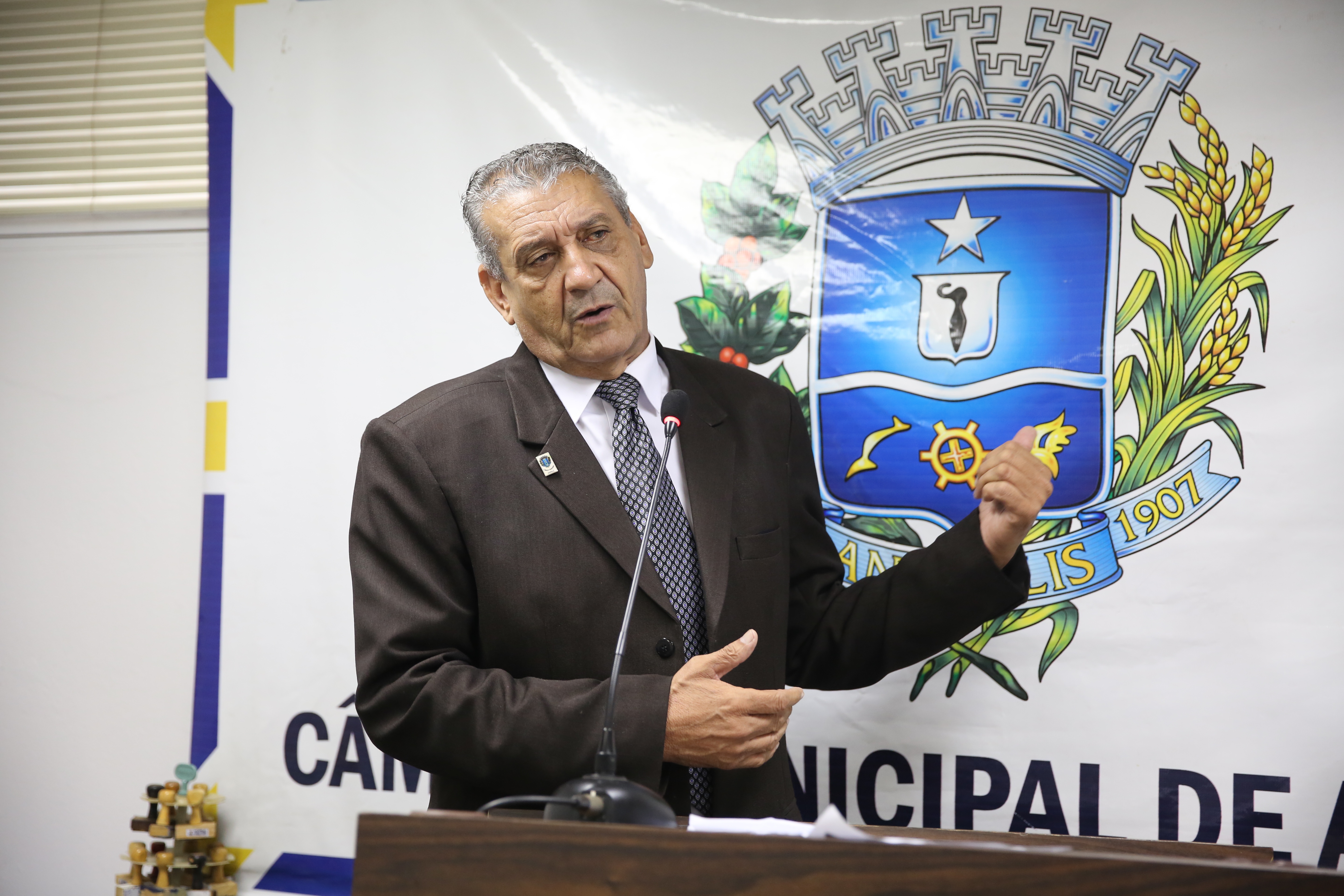 Mauro Severiano divulga que Jorge Kajuru vai ajudar a cidade na área da saúde