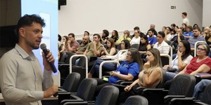 Mesa Diretora promove reunião para apresentação do aplicativo Conecta Anápolis aos vereadores e servidores da Câmara Municipal