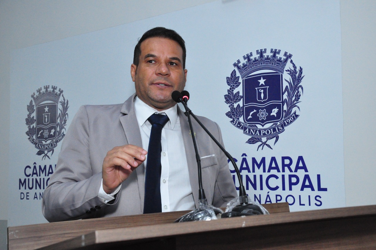 Militarização do Colégio Onofre Quinan foi uma luta do ex-deputado Carlos Antonio, diz Domingos