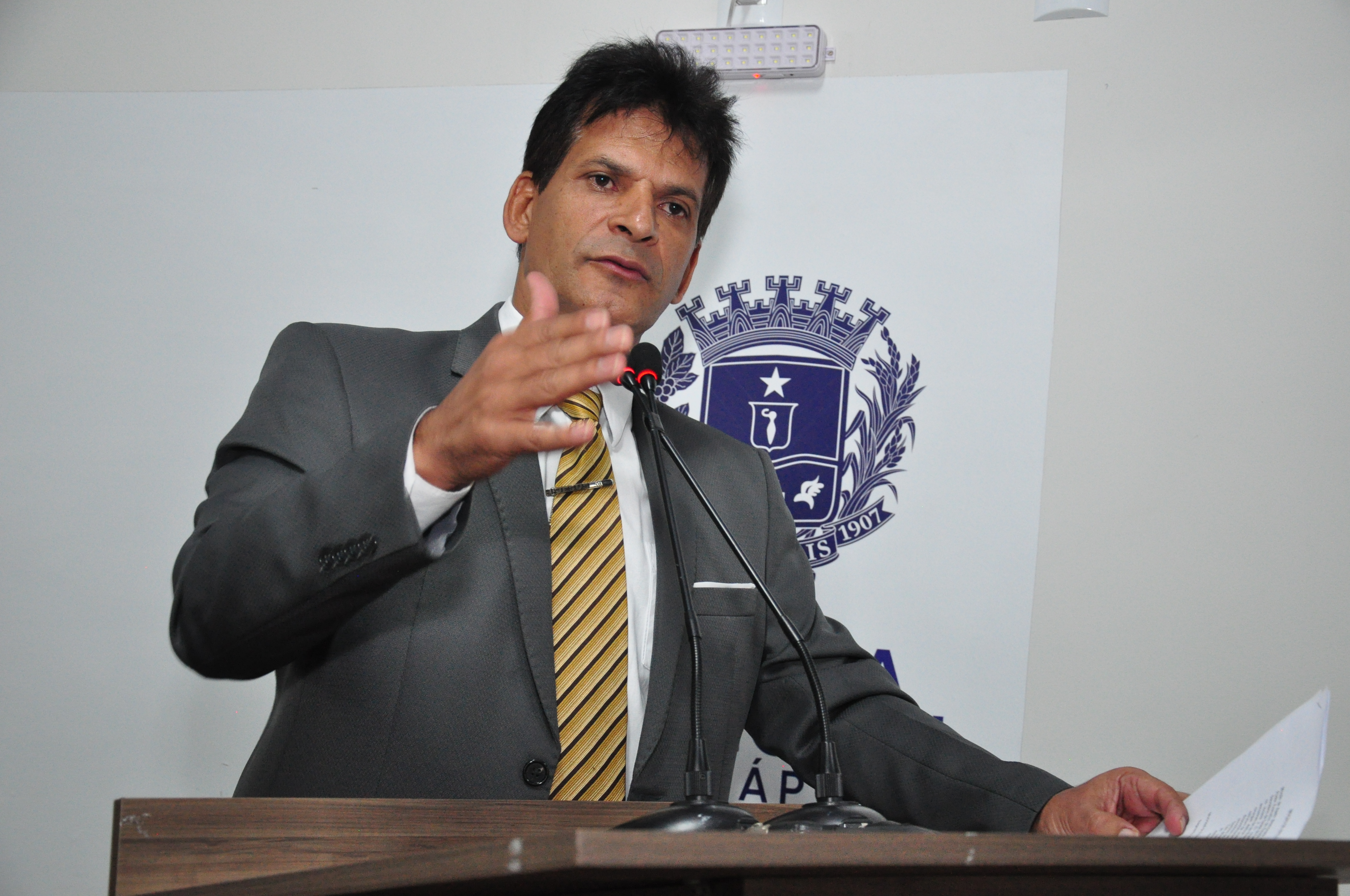 Moção de Apelo de João da Luz pede que secretário estadual de Saúde atenda demandas de Anápolis 