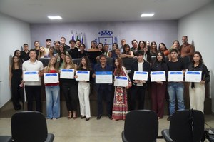 Moção de Aplauso: Câmara Municipal destaca atuação social do projeto Coração em Ação em Anápolis