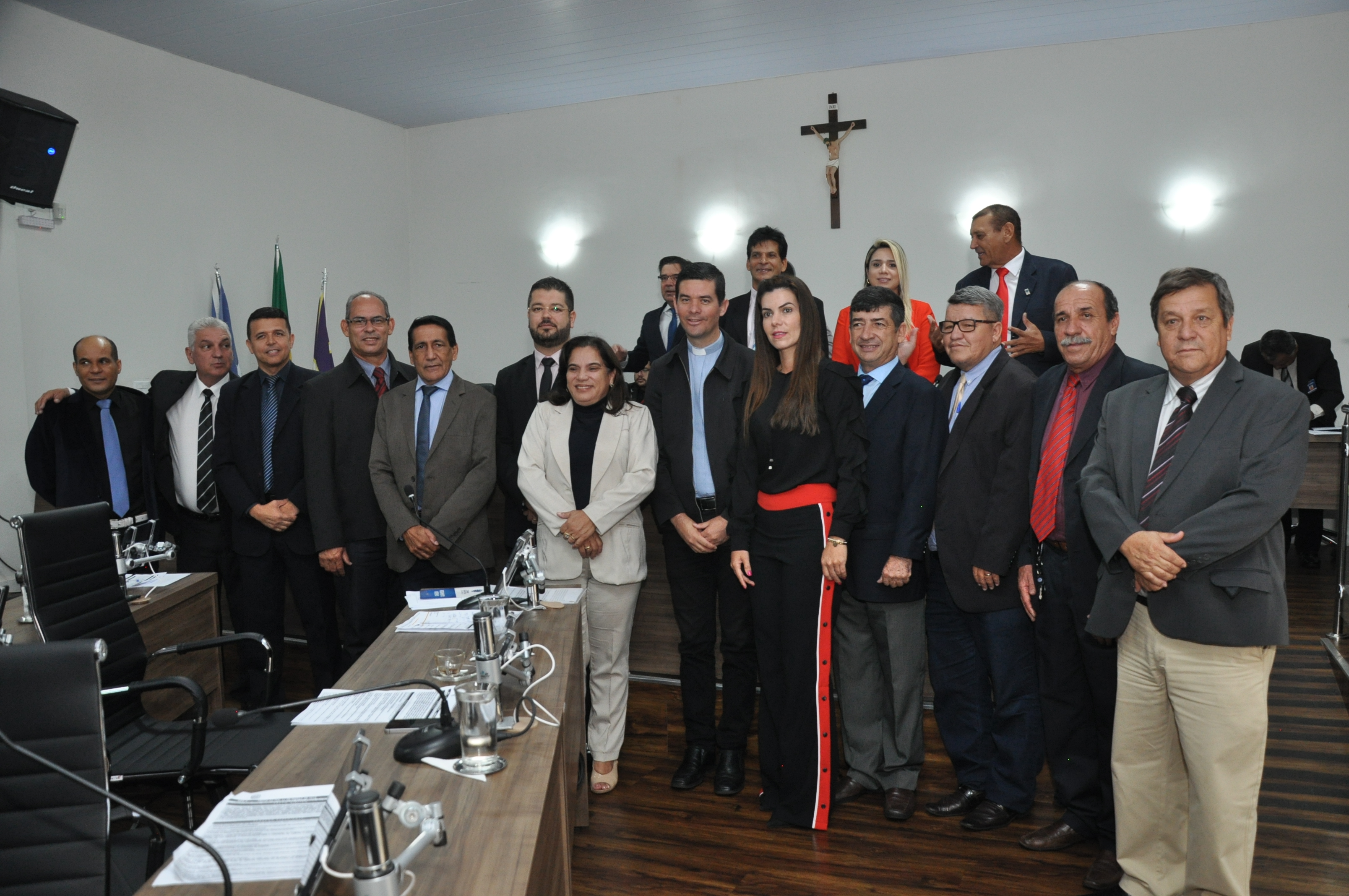 Padre Fábio Barbosa participa de sessão ordinária e fala sobre Campanha da Fraternidade 2019