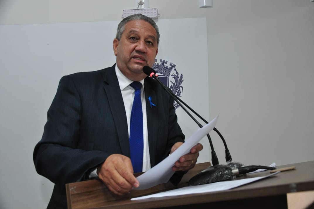 Pastor Elias apresenta moção de apelo para construção de novas escolas públicas estaduais