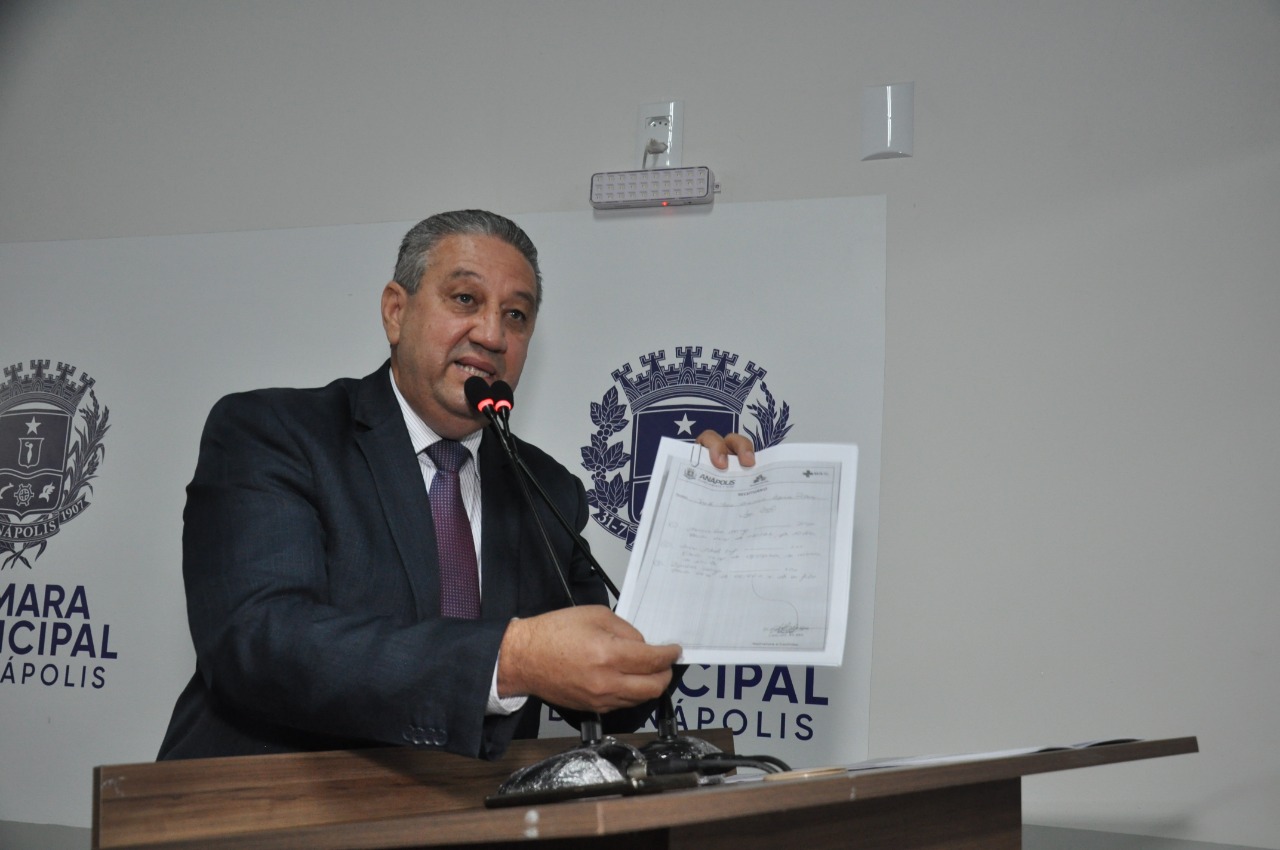 Pastor Elias cobra presença de secretário de Saúde para explicar critérios de testes de Covid-19