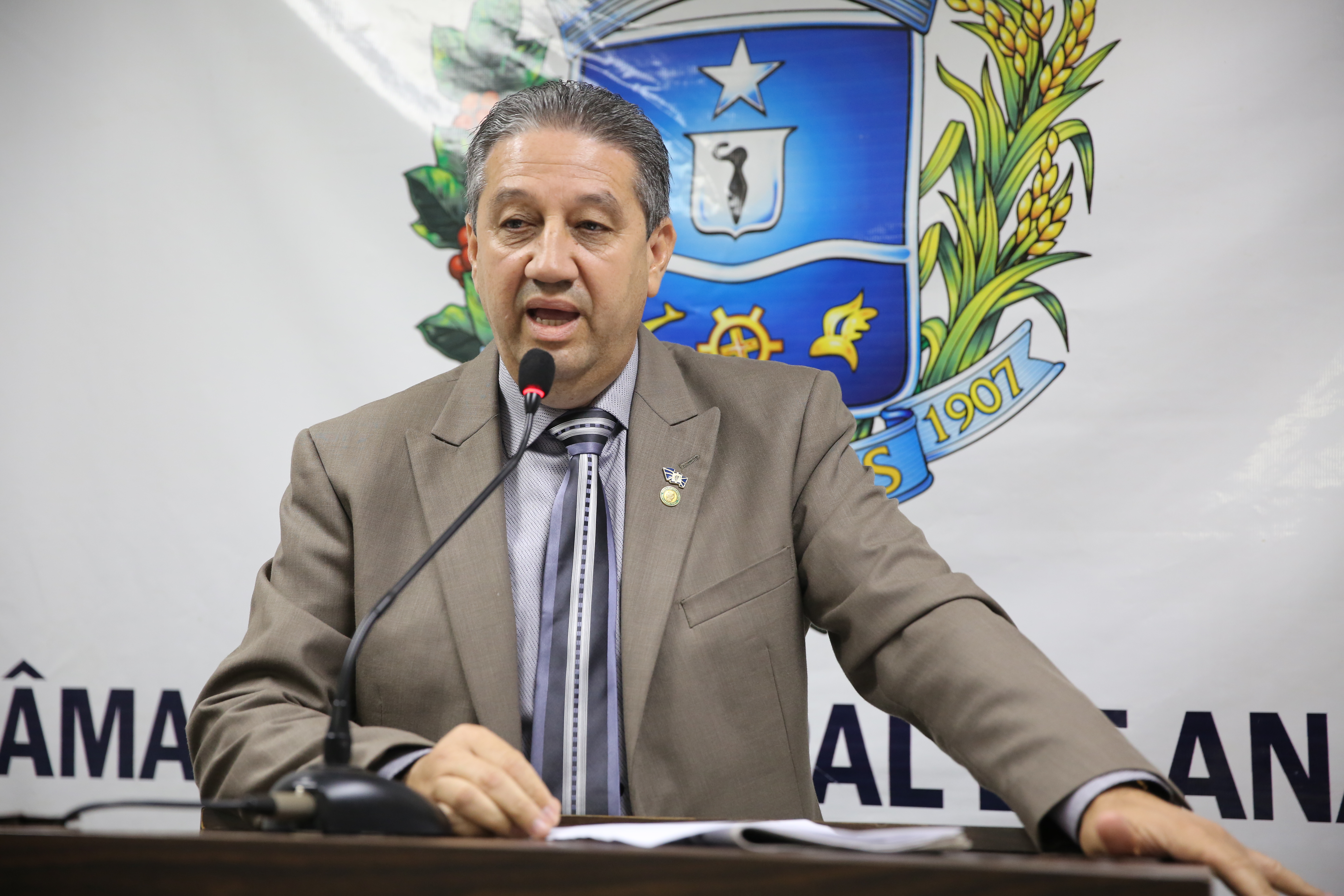 Pastor Elias diz que cobrou atenção à segurança de Anápolis em reunião com vice-governador