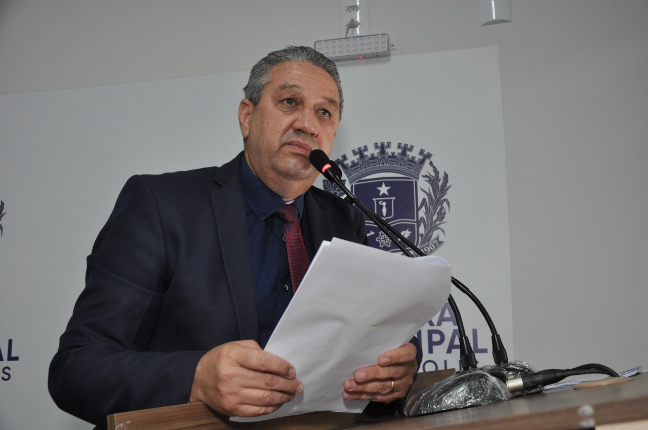 Pastor Elias Ferreira concede Honra ao Mérito ao CPMG – Unidade Arlindo Costa