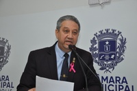 Pastor Elias destaca importância da campanha Outubro Rosa para ações contra o câncer de mama