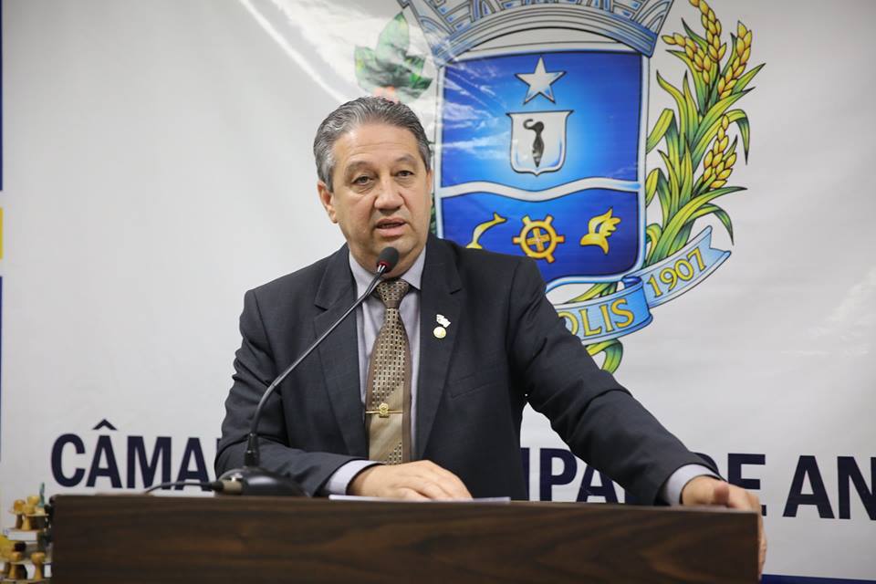 Pastor Elias Ferreira tem lei sancionada e publicada no Diário Oficial de Anápolis