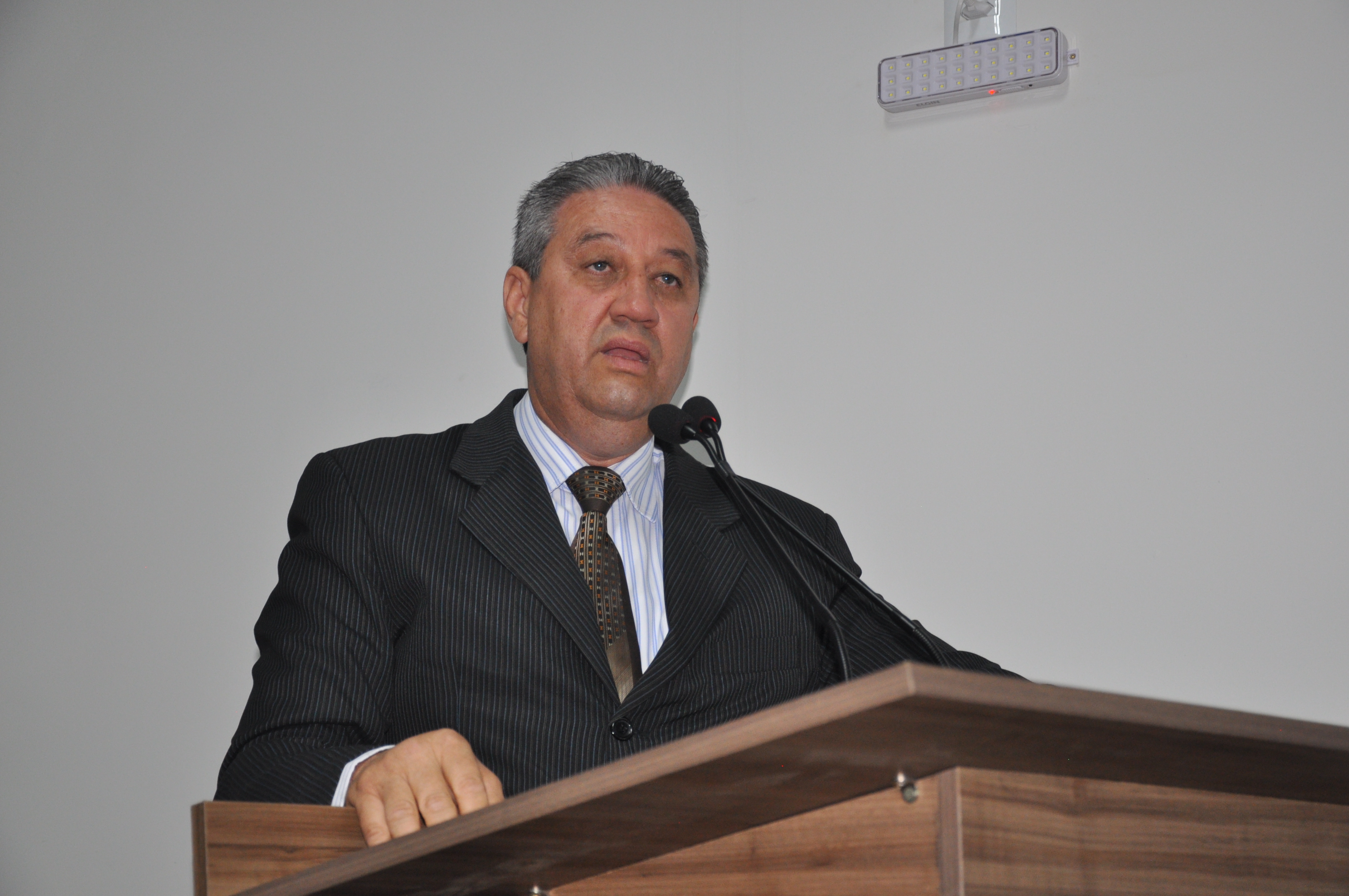 Pastor Elias Ferreira volta a cobrar melhorias no perímetro urbano da rodovia BR-153