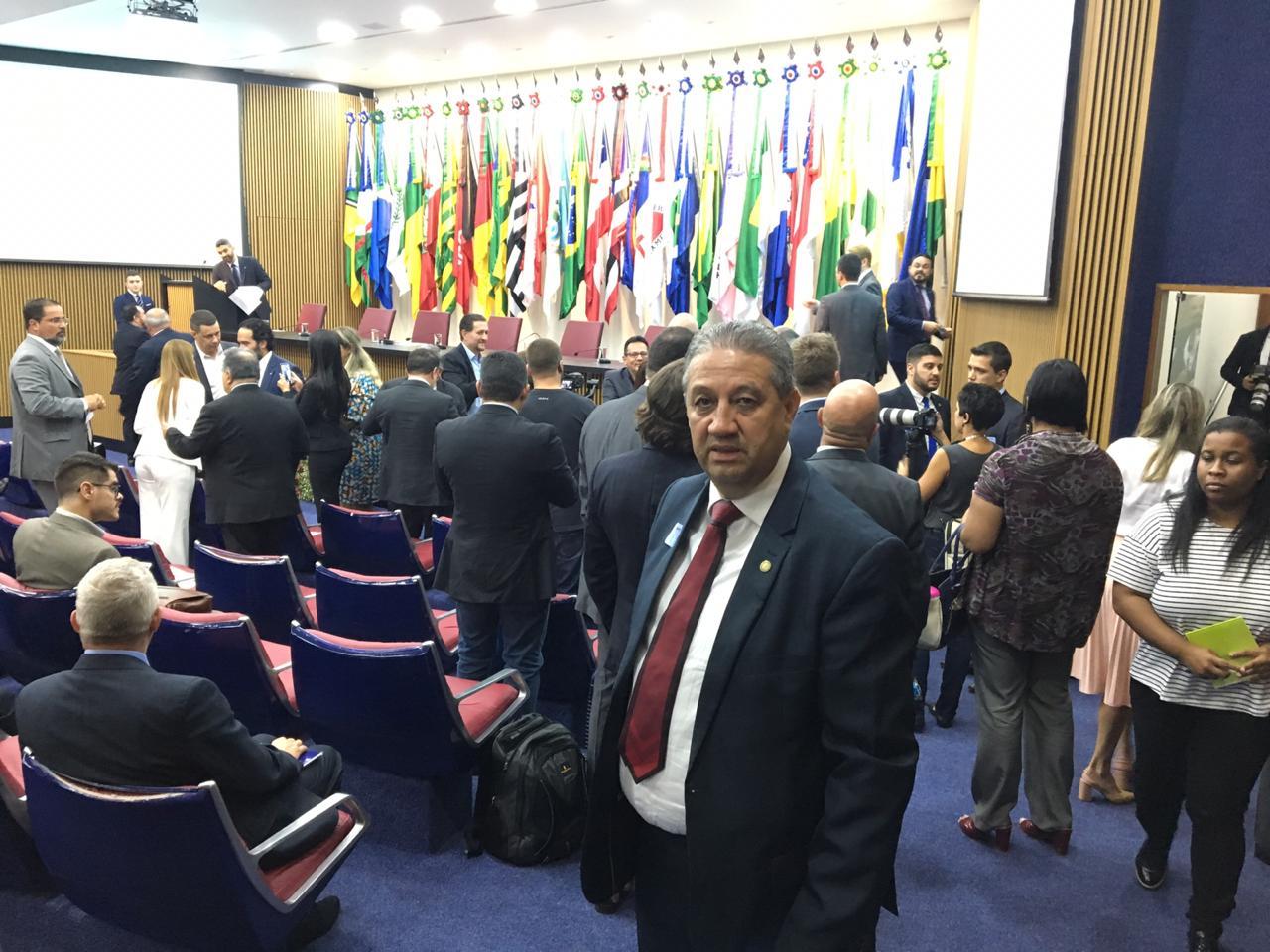 Pastor Elias representa Câmara, em Brasília, no acordo que beneficia Comunidades Terapêuticas