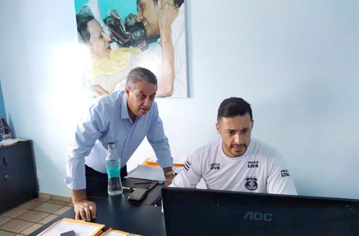 Pastor Elias reúne-se com delegado Manoel Vanderic e trata de ações para reduzir acidentes de trânsito