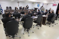 Paulo de Lima e Professora Geli Sanches defendem educação anapolina durante a sessão