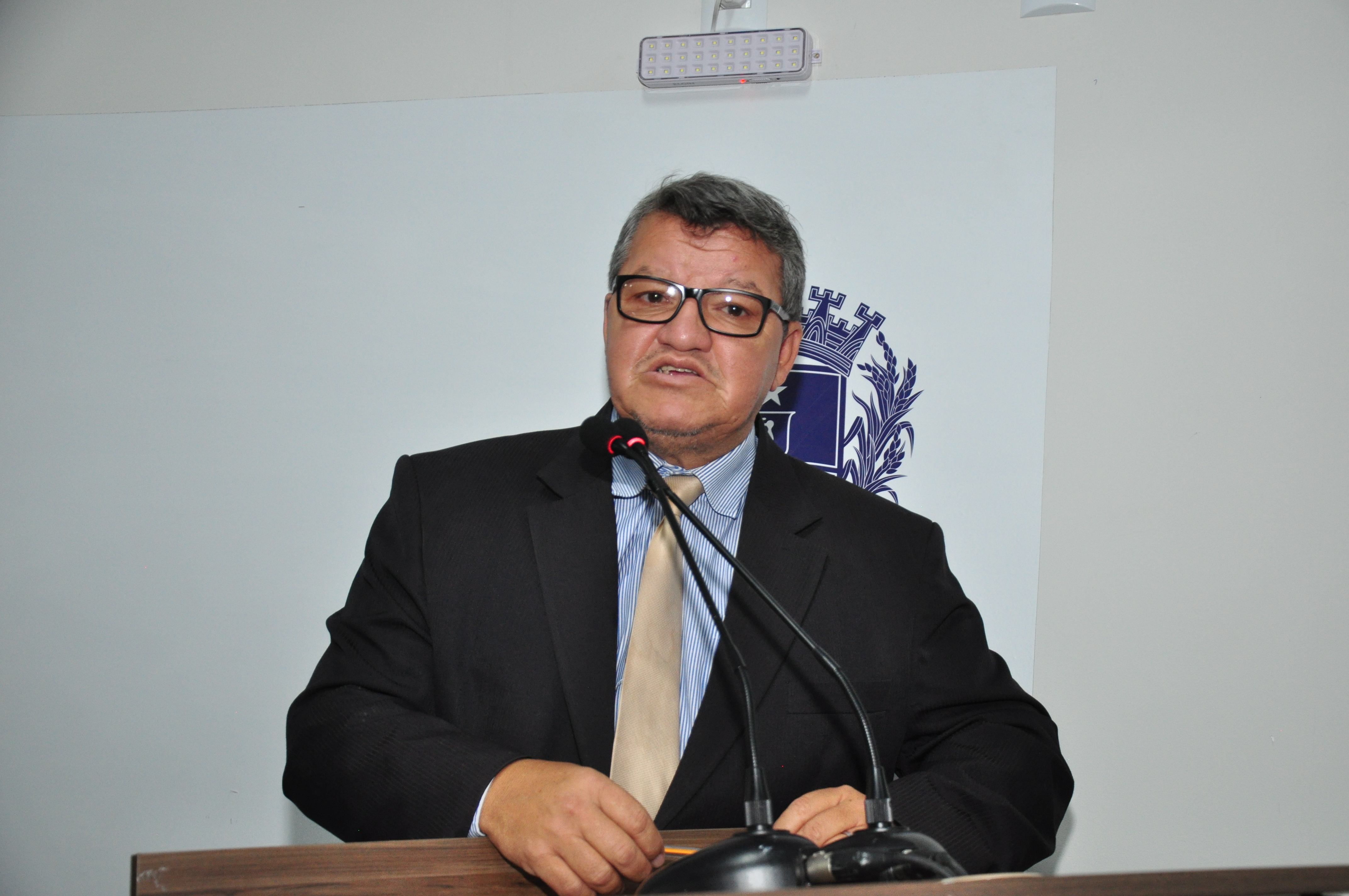 Pedro Mariano agradece secretário de Obras por intervenções na região sul de Anápolis