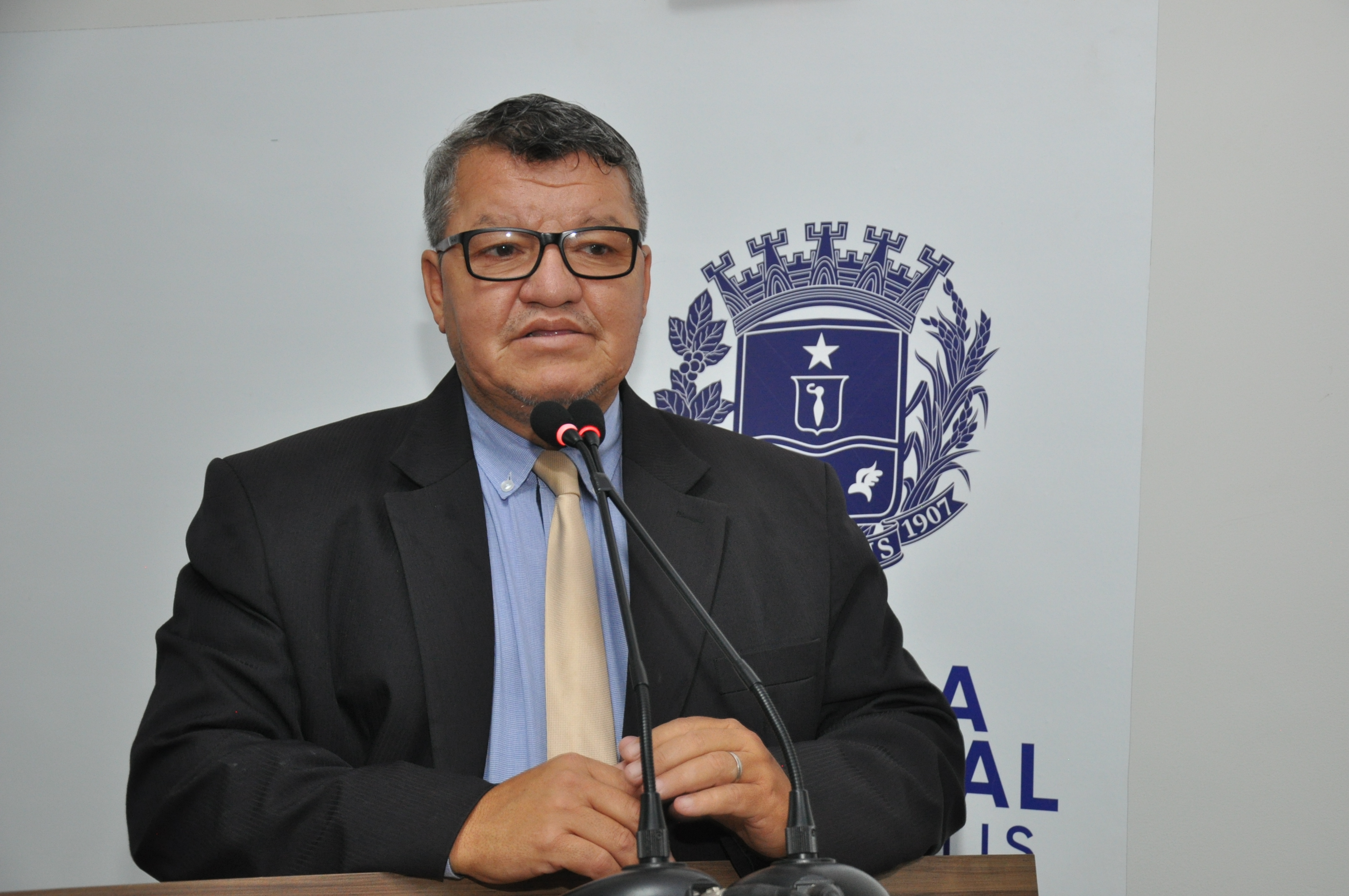 Pedro Mariano destaca seu projeto de proteção a mulheres sancionado pelo prefeito