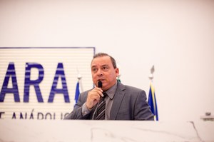 Policial Federal Suender comemora anúncio de criação de hemocentro público municipal